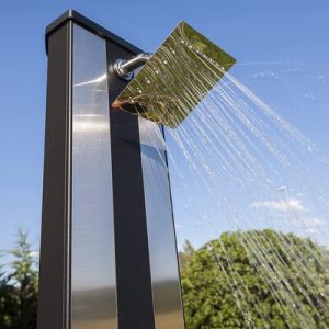 capacidade de um chuveiro solar de jardim