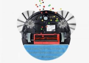 cepillos y mopas de un robot de fregar