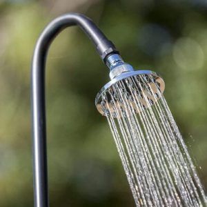 jactos de um chuveiro solar de jardim